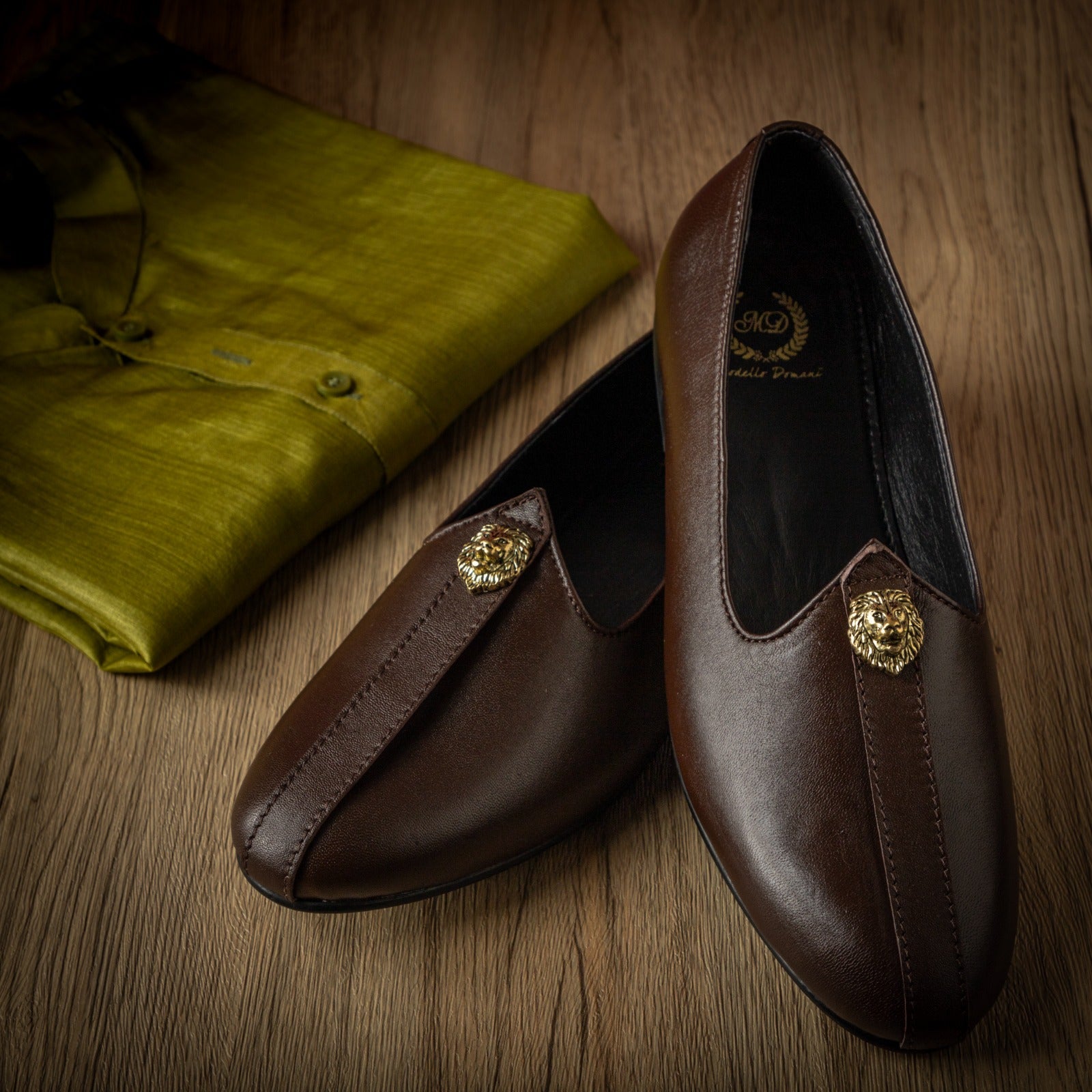Pasha©️ Leather Juttis (Brown)