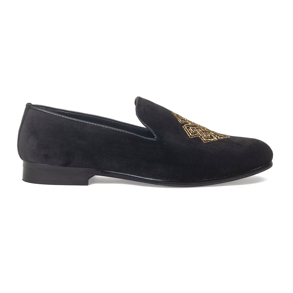 Celtic Knot Slipons (Black)