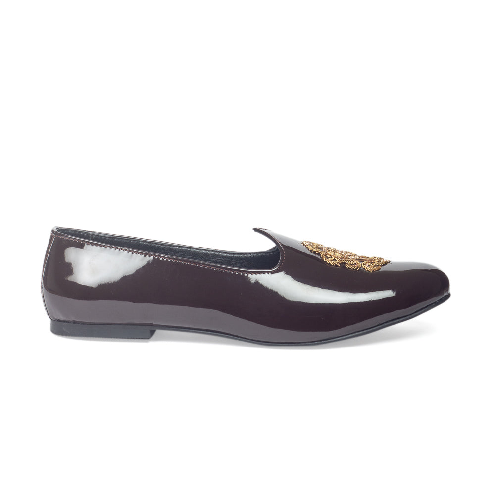 Royal Crest©️ Leather Juttis (Patent Brown)(Patent Copyright Artwork)