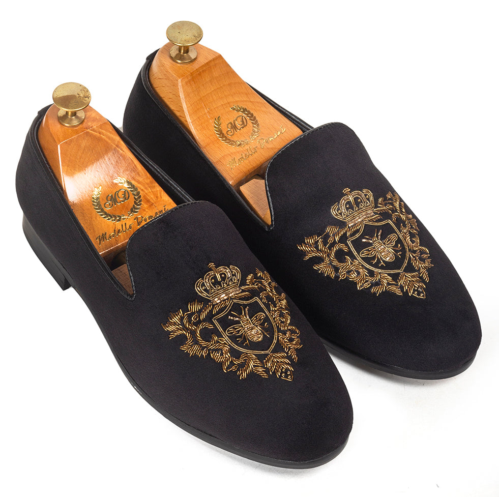 The Regal Bee Slipons (Black)