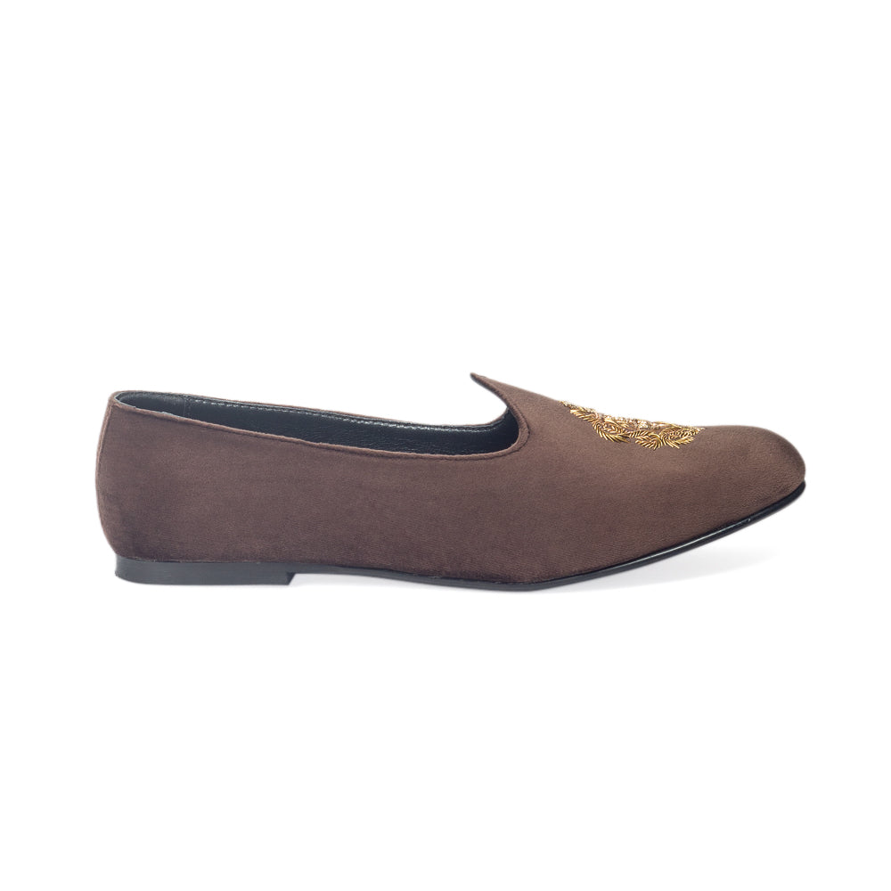 Royal Crest©️ Velvet Juttis (Brown)(Patent Copyright Artwork)