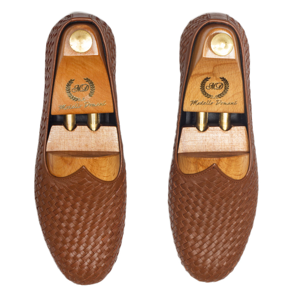Woven Leather Juttis (Tan)