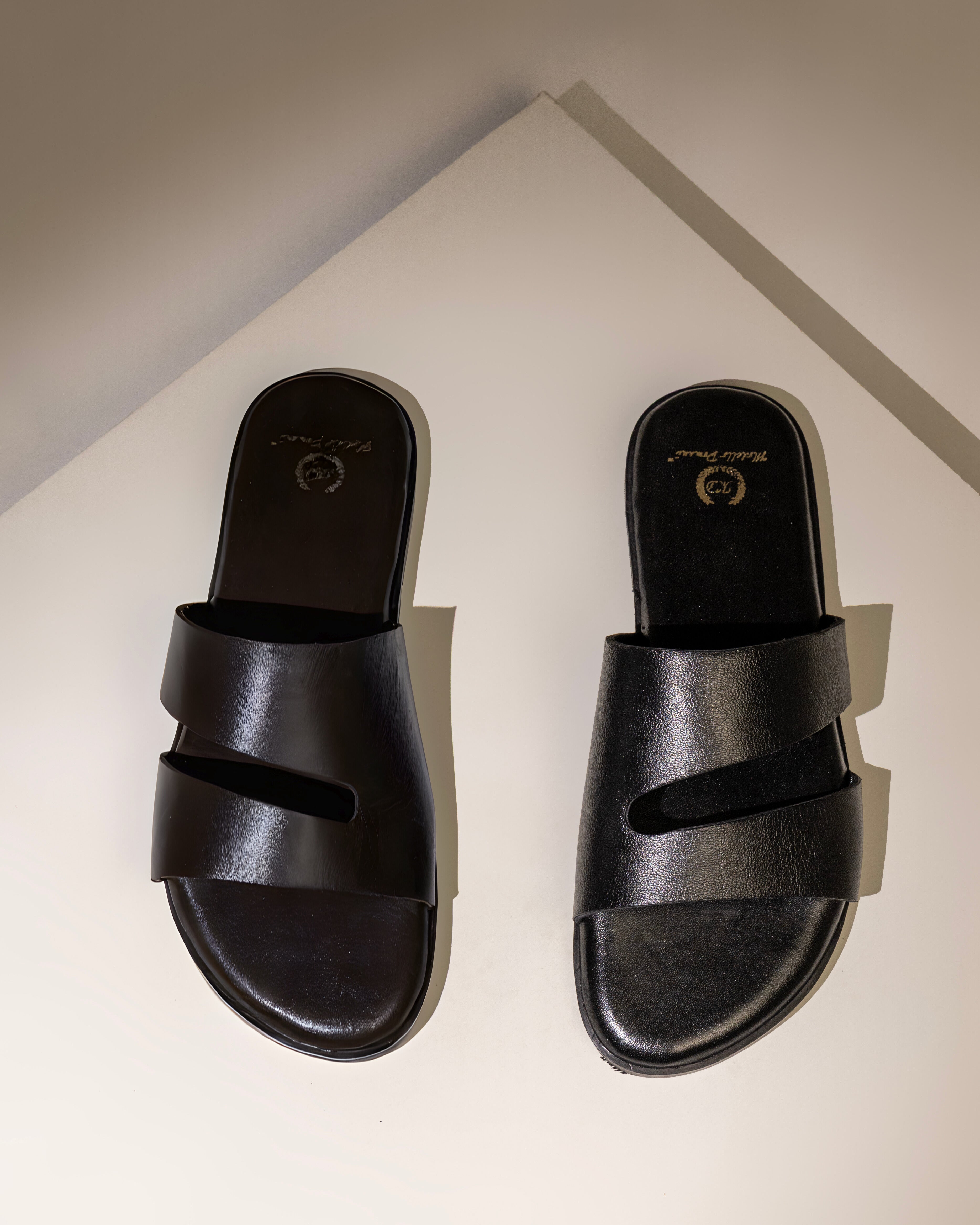 Azura Slippers (Black)