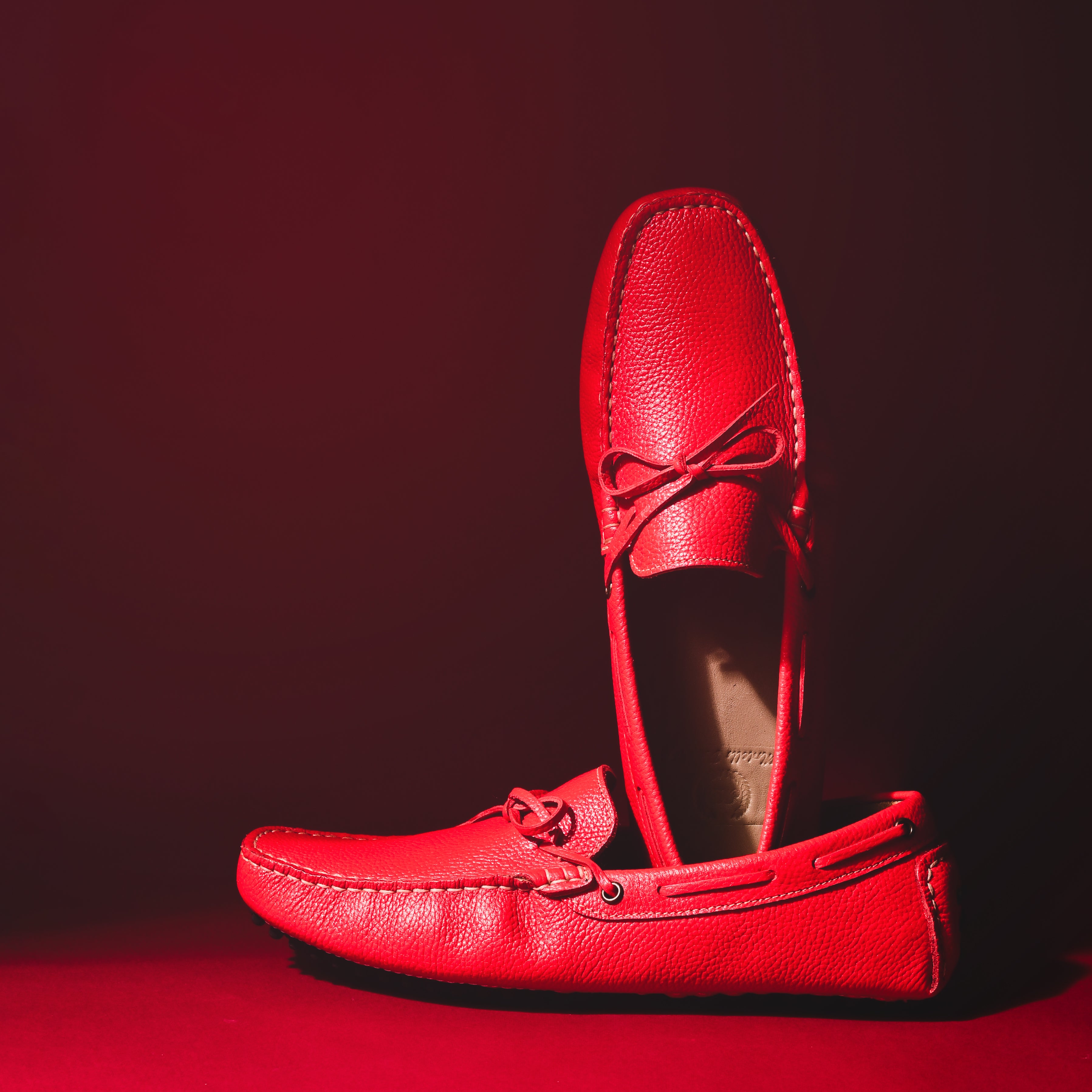 Gommino Leather Bow Loafers (Red)