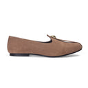 Pasha Suede Juttis (Sand Beige) — Beige juttis | Modello Domani