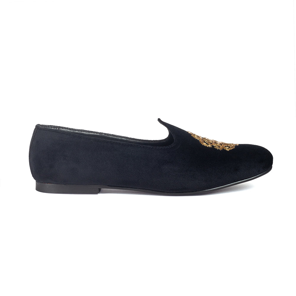 Royal Crest©️ Velvet Juttis (Black)(Patent Copyright Artwork)