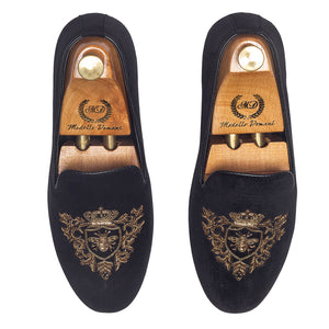 The Regal Bee Slipons (Black)